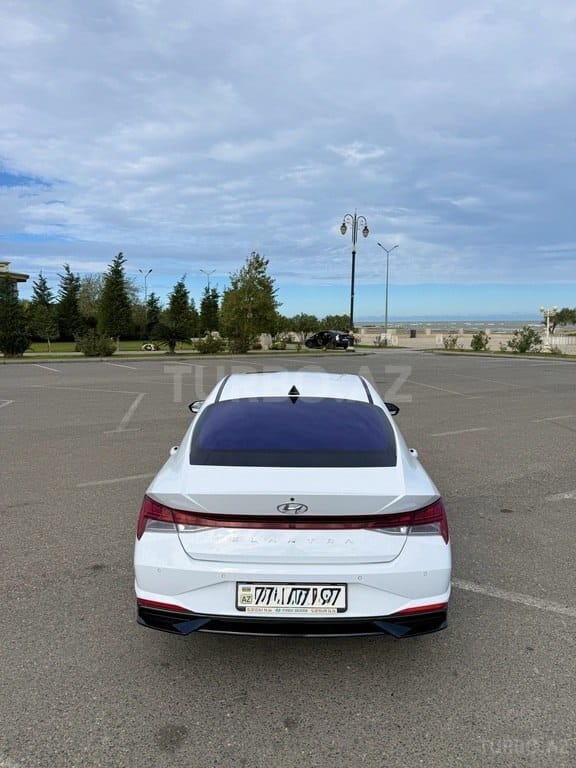 Hyundai   Elantra 2022 şəkil 5