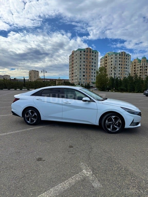 Hyundai   Elantra 2022 şəkil 7