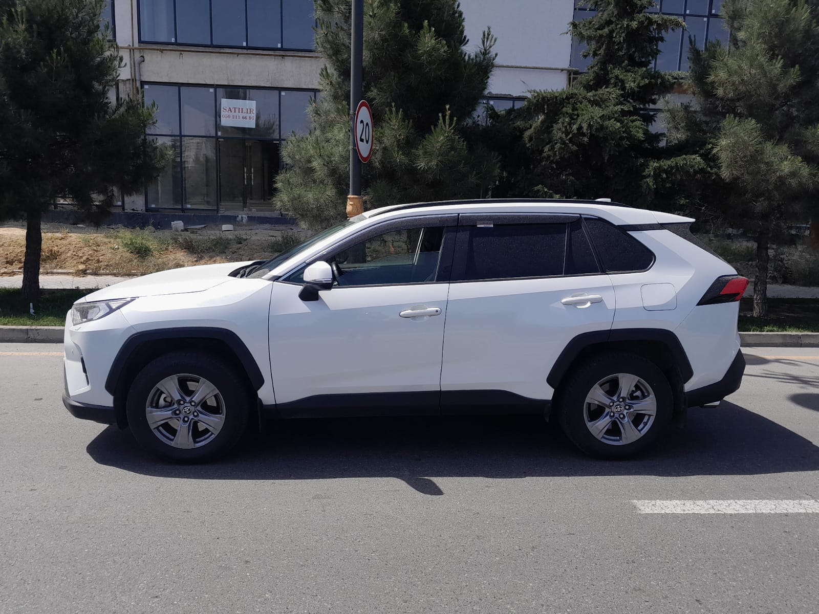 Toyota RAV4 2024 şəkil 7