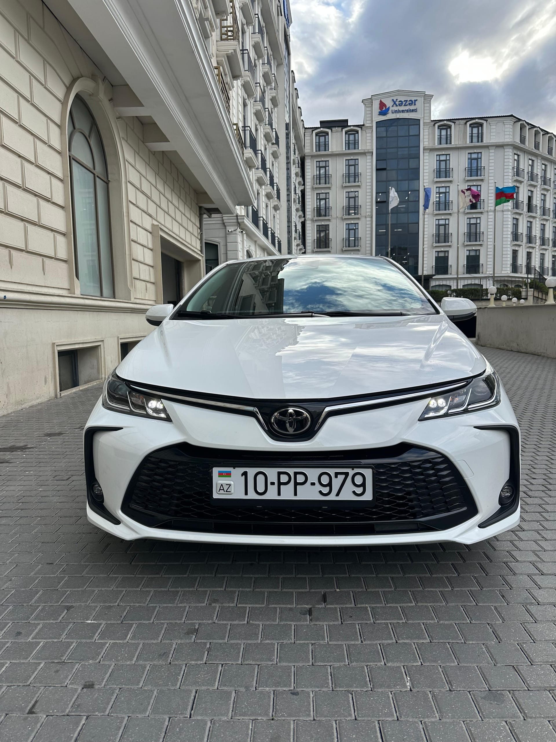 Toyota Corolla 2025 - Image 1 of 9. Click to zoom or open fullscreen.