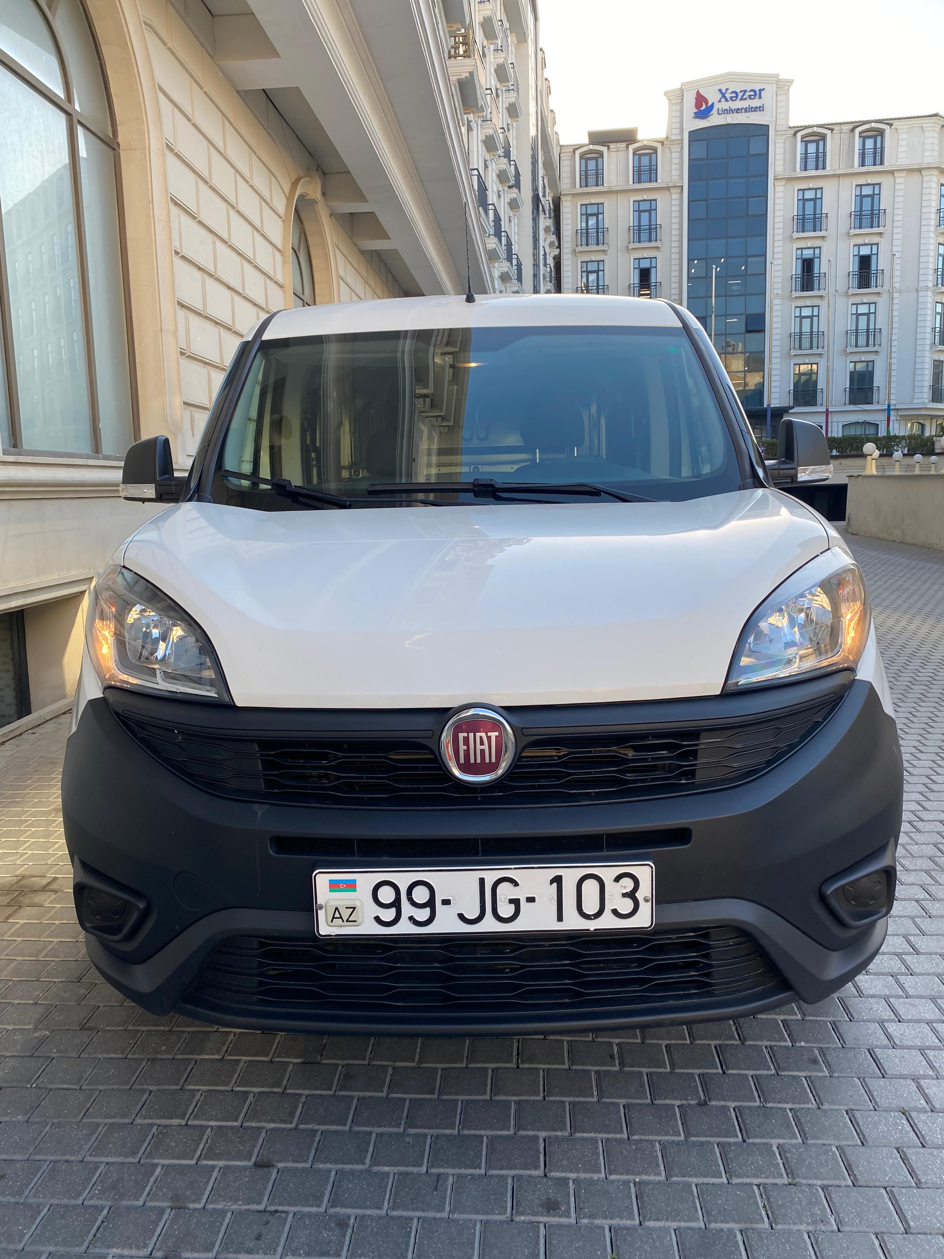 Fiat Doblo 2020 - Image 1 of 7. Click to zoom or open fullscreen.